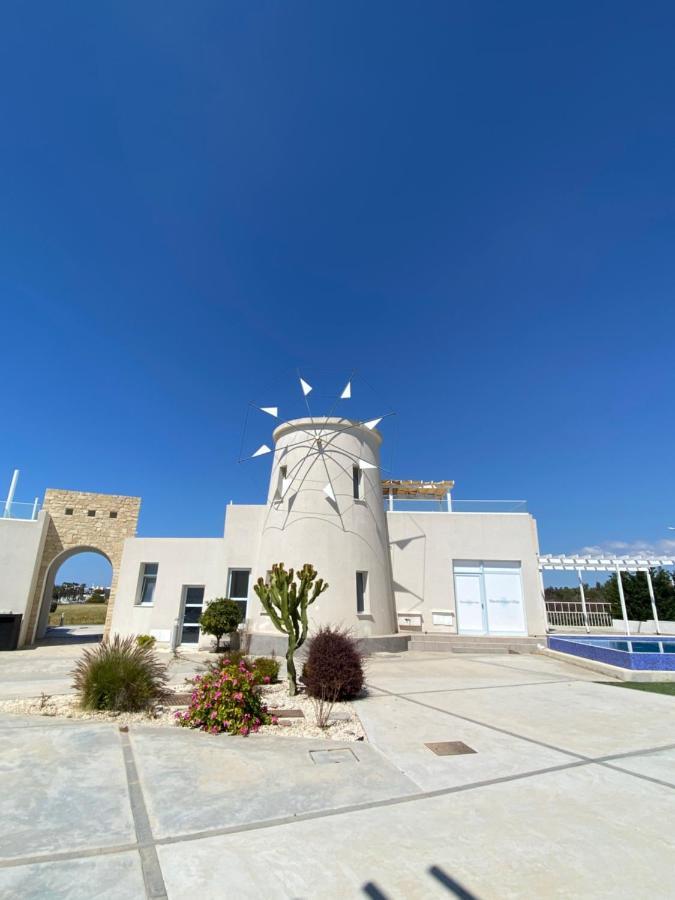 Wavebreeze Villas Paphos Exterior photo