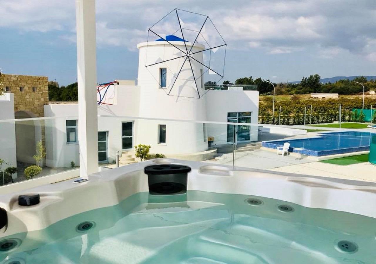 Wavebreeze Villas Paphos Exterior photo