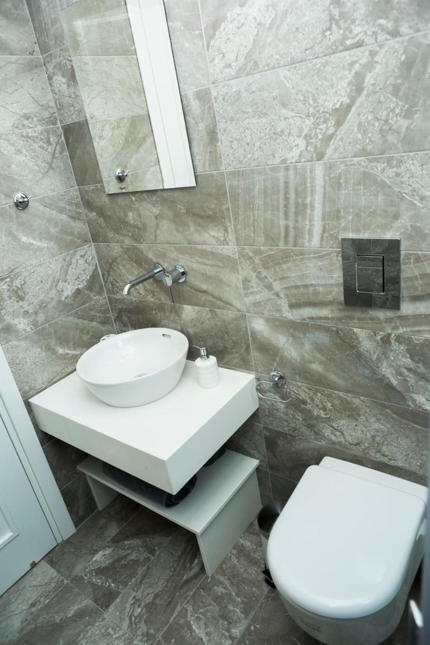 Wavebreeze Villas Paphos Exterior photo
